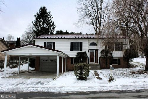 548 Willow St, POTTSVILLE, PA, 17901-8518 | Card Image