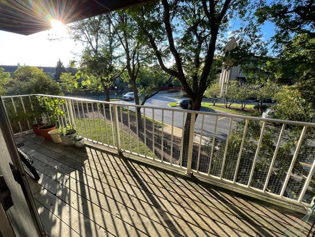 APT-214 - 5450 Astor Ln, Home with 1 bedrooms, 1 bathrooms and 2 parking in Rolling Meadows IL | Image 4