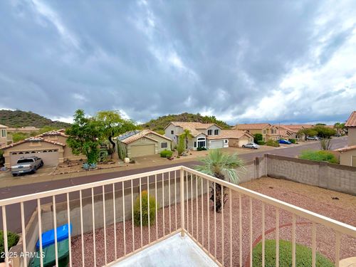 1702 E Blackhawk Dr, Phoenix, AZ, 85024-4317 | Card Image