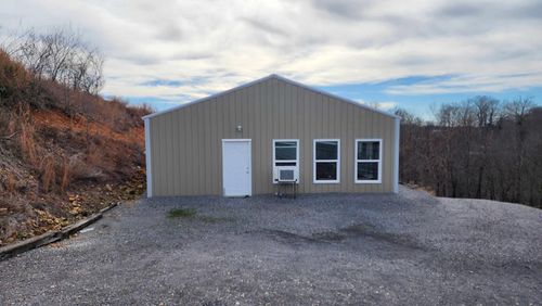 276 Schelley Rd, Gainesboro, TN, 38562-5846 | Card Image