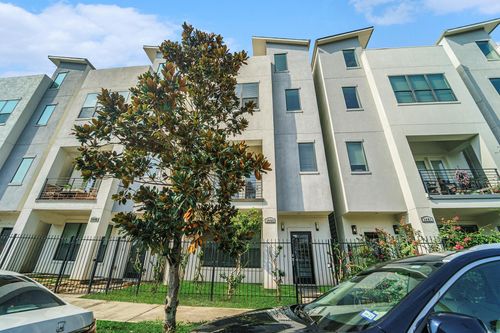 1408 Mcilhenny St, Houston, TX, 77004-1030 | Card Image