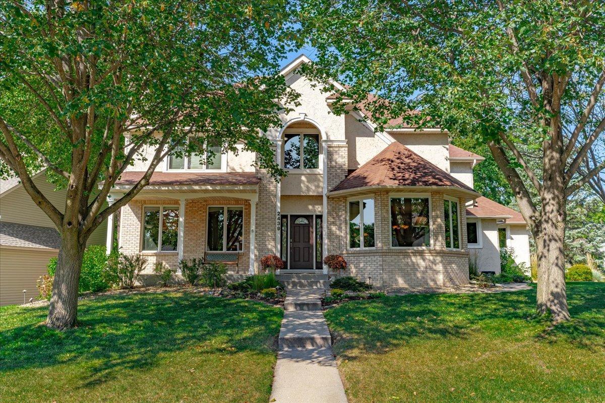 Oakridge Ln, Saint Paul, MN 55119