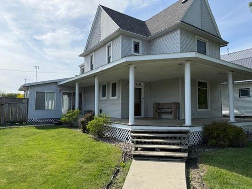 209 Oak St S, Mabel, MN, 55954-5000 | Card Image