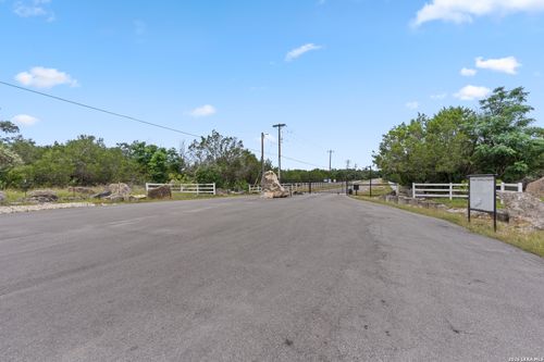 204 Freedom St, Fischer, TX, 78623-2146 | Card Image