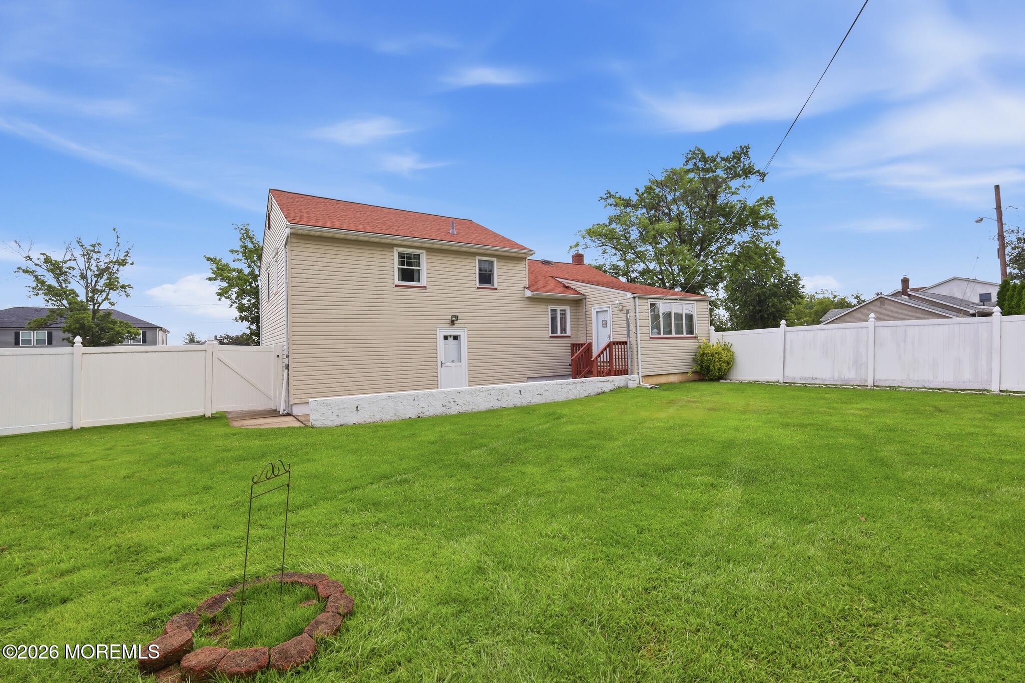 Residential in Carteret 2