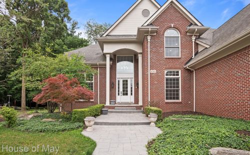4743 S Ridge Dr, West Bloomfield, MI, 48323-2079 | Card Image