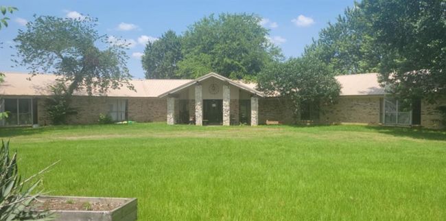 front view | Image 9