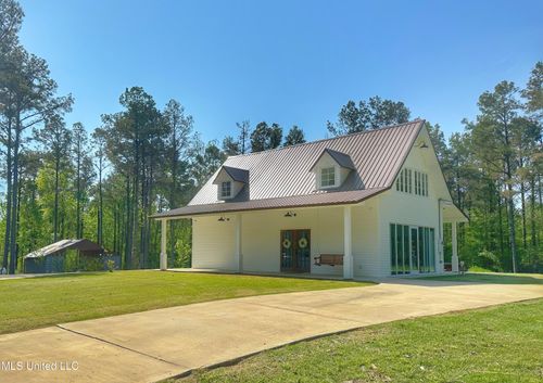 700 Rathell Rd, Lexington, MS, 39095-8434 | Card Image