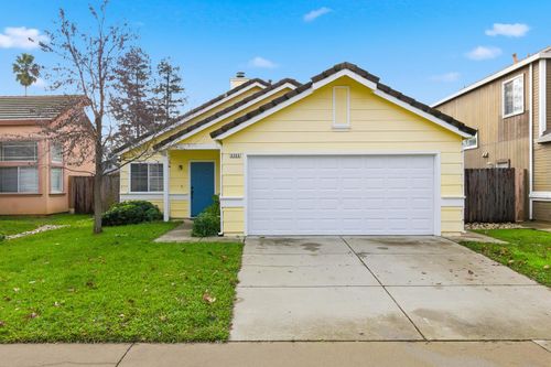 8386 Hillsbrook Dr, Antelope, CA, 95843-5623 | Card Image