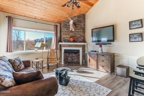 apt-3301-1380 Ski View Dr, Gatlinburg, TN, 37738-4546 | Card Image