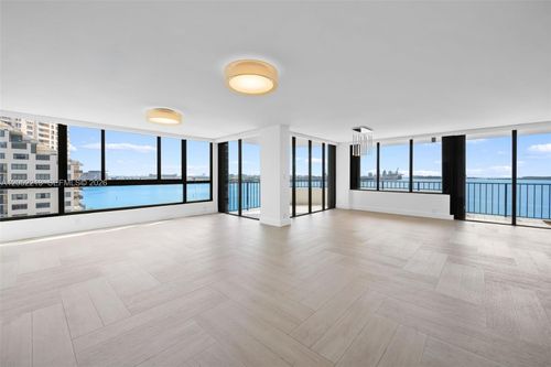 a1206-520 Brickell Key Dr, Miami, FL, 33131-2660 | Card Image
