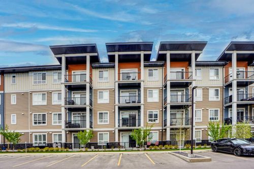 111-25 Walgrove Walk Se, Calgary, AB, T2X5E2 | Card Image
