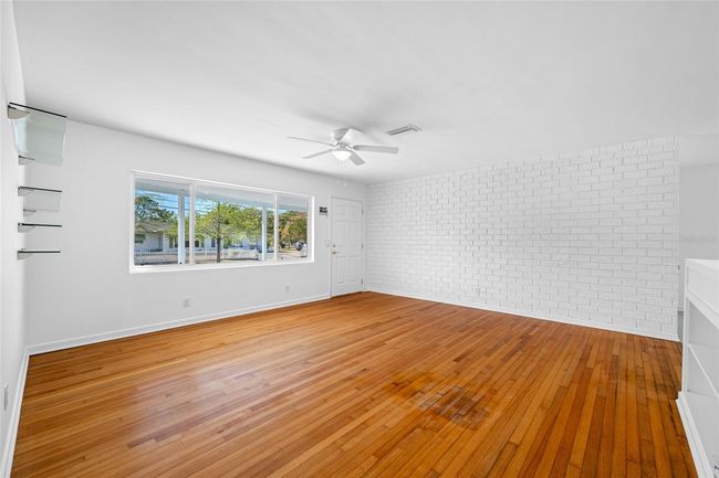 1431 Kings Hwy, House other with 2 bedrooms, 2 bathrooms and null parking in CLEARWATER FL | Image 12