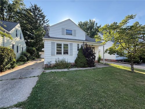 1222 Argonne Rd, South Euclid, OH, 44121-2917 | Card Image