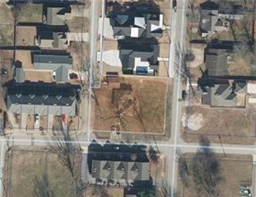 604 Sw 5th St, Bentonville, AR, 72712-5700 | Card Image