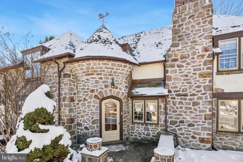 40 W 2nd St, BOYERTOWN, PA, 19512-1402 | Card Image