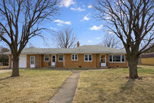 109 Iowa St, La Crosse, IN, 46348 | Card Image