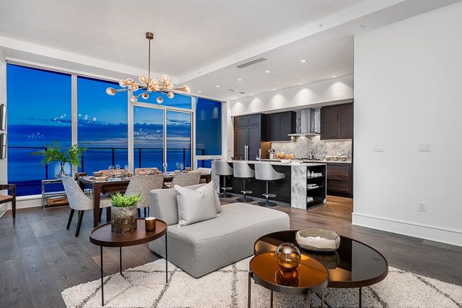 PH-2 - 1501 Foster St, Condo with 4 bedrooms, 6 bathrooms and 3 parking in White Rock BC | Image 4