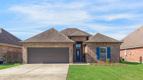 312 Clay Ridge Dr, Youngsville, LA, 70592-5976 | Card Image