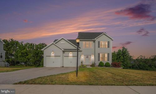 15 Cantera Way, HANOVER, PA, 17331-7896 | Card Image