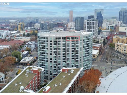 1602-1926 W Burnside St, Portland, OR, 97209-2084 | Card Image
