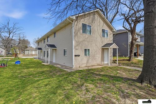 2242 Orchard St, Lincoln, NE, 68503-1646 | Card Image