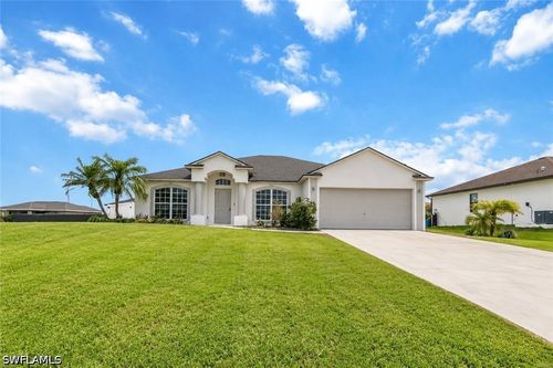 221 Nw 29th Pl, Cape Coral, FL, 33993-6990 | Card Image