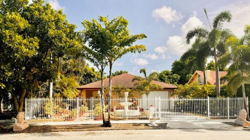 422 Kern St, West Palm Beach, FL, 33405-4828 | Card Image