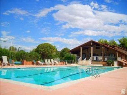 g5-860 Village Rd, St. George, UT, 84770-1893 | Card Image