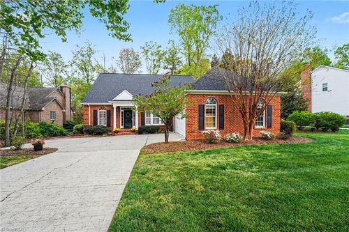 2618 Turtle Creek Rd, High Point, NC, 27265-9357 | Card Image