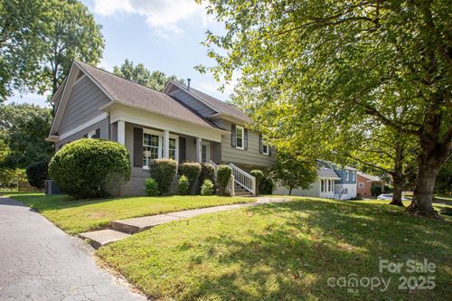 6917 Lancer Dr, Charlotte, NC, 28226-7611 | Card Image