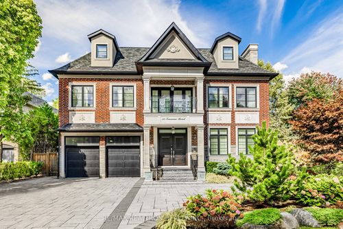 32 Truman Rd, North York, ON, M2L2L5 | Card Image