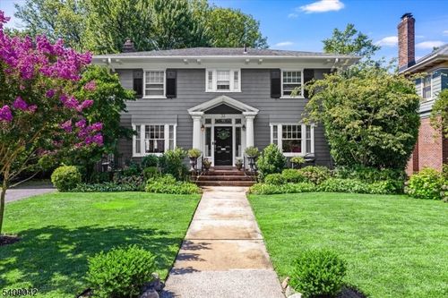 33 Warren Ct, South Orange, NJ, 07079-2335 | Card Image