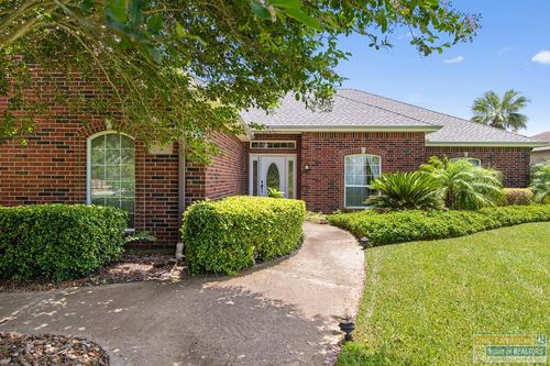 1 Whooping Crane Dr, Laguna Vista, TX, 78578-2690 | Card Image