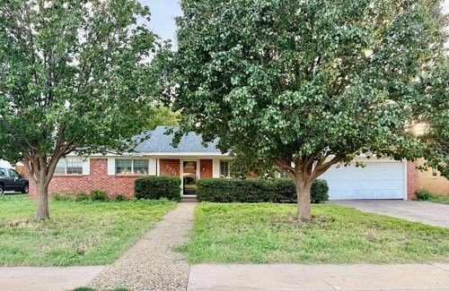 2213 Culver Dr, Midland, TX, 79705-8327 | Card Image