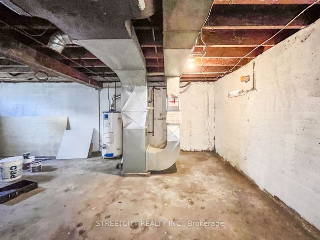 116 Sterling St, House other with 3 bedrooms, 1 bathrooms and 2 parking in London ON | Image 31