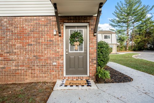 unit-e-601 E Grundy St, Tullahoma, TN, 37388-3743 | Card Image