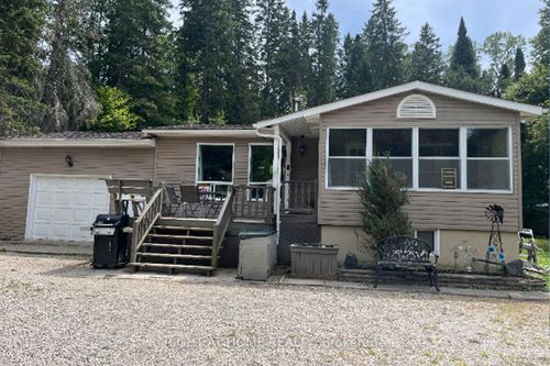 524 Balsam Chutes Rd, Port Sydney, ON, P0B1L0 | Card Image