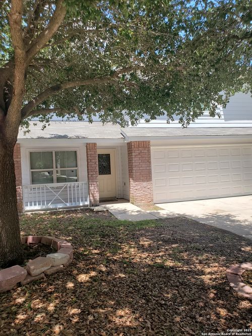 7015 Heathers Pl, San Antonio, TX, 78227-2980 | Card Image