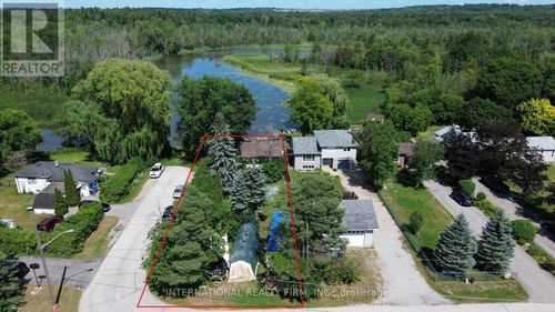 29 Willow Street, East Gwillimbury (Holland Landing), ON, L9N1J4 | Card Image