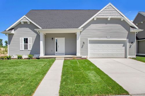 366 Dorchester Dr, Howell, MI, 48855-6420 | Card Image