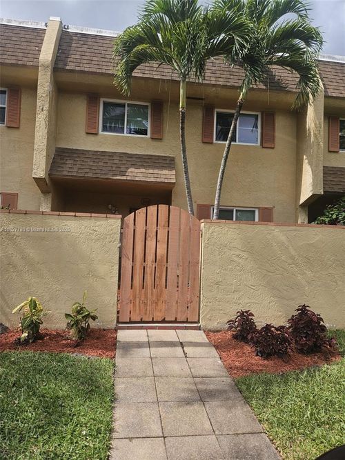 apt-508-7175 Nova Dr, Davie, FL, 33317-7186 | Card Image