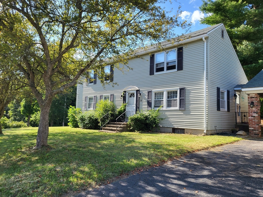 Gedeon Ave, Sturbridge, MA 01566