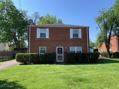 30810 Euclid Ave, Wickliffe, OH, 44092-1043 | Card Image