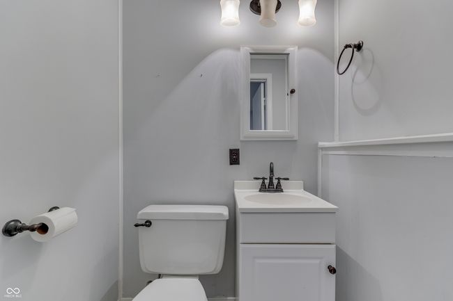 Basement Bathroom | Image 24