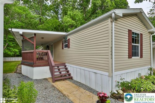 3441 Franklin Sq, NORTHAMPTON, PA, 18067-9694 | Card Image