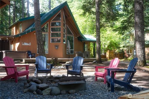62406 Corral Way E, Enumclaw, WA, 98022-7926 | Card Image