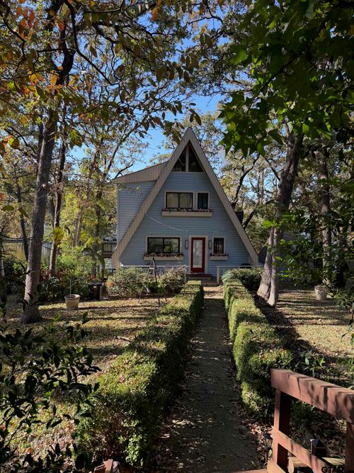 520 Hideaway Ln E, Hideaway, TX, 75771-5242 | Card Image