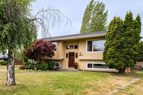 10294 Sparling Pl, Sidney, BC, V8L3K3 | Card Image
