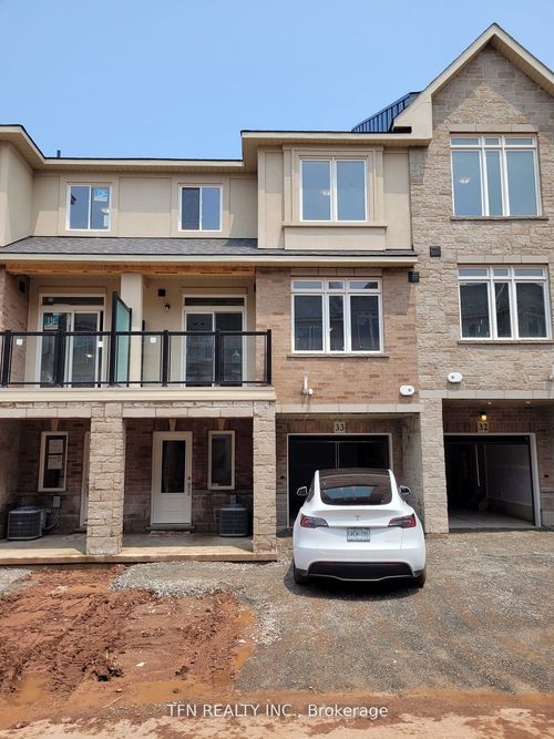 33-40 Zinfandel Dr, Stoney Creek, ON, L8E0L1 | Card Image